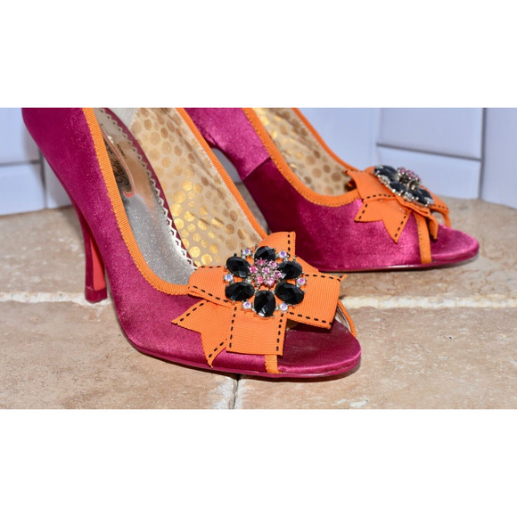 Poetic License Dazzling Satin Peep Toe Pumps Fuchsia & Orange Embellished Bow - Picture 9 of 11
